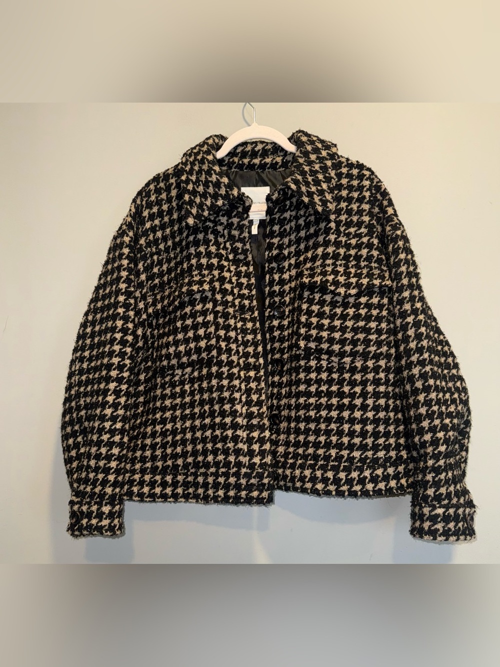 Avec Les Filles Houndstooth Cropped Shacket Jacket